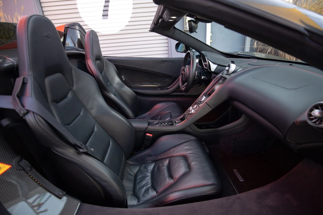 2015 McLaren 650S Spider - Image 23 of 31