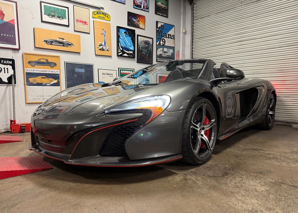 2015 McLaren 650S Spider - Image 11 of 31