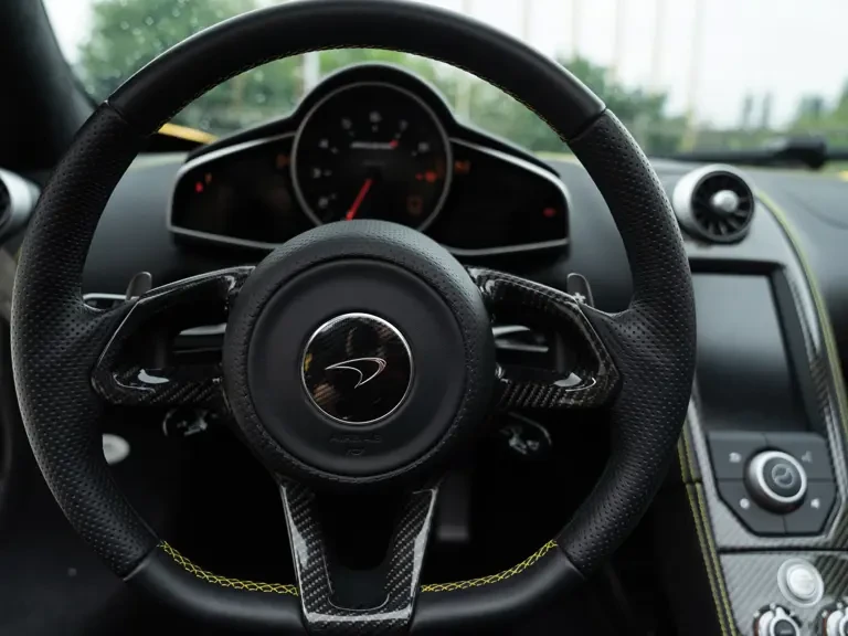 2015 McLaren 650S Spider - Image 12 of 31