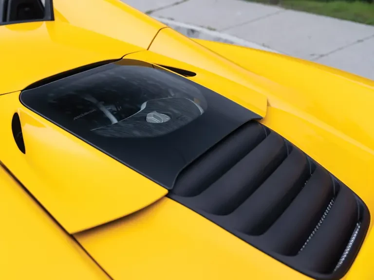 2015 McLaren 650S Spider - Image 24 of 31