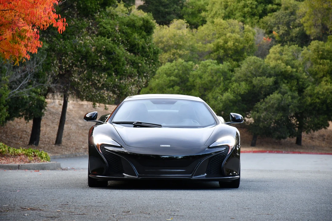 2015 McLaren 650S Spider - Image 17 of 31