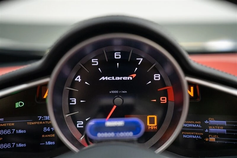 2015 McLaren 650S Spider - Image 16 of 21
