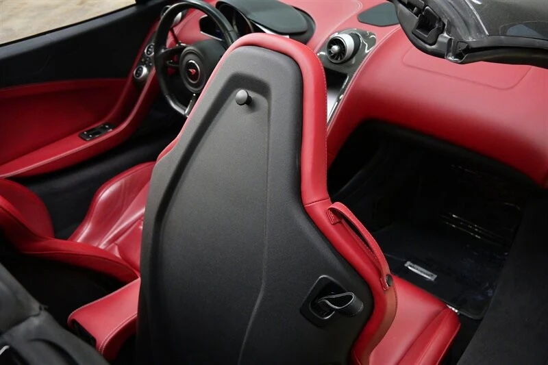 2015 McLaren 650S Spider - Image 22 of 31