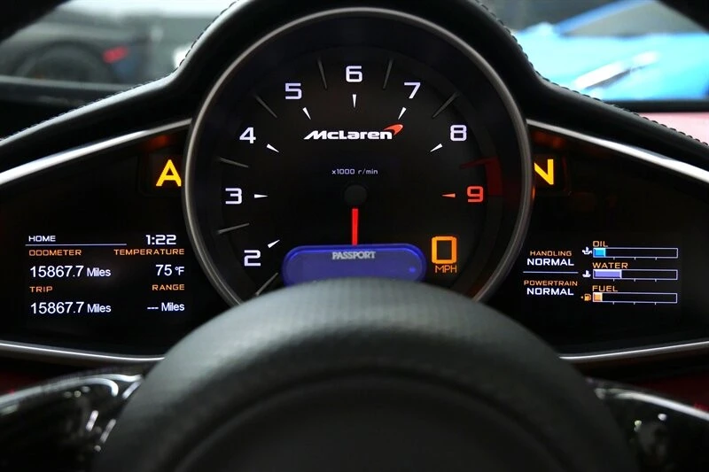 2015 McLaren 650S Spider - Image 13 of 31