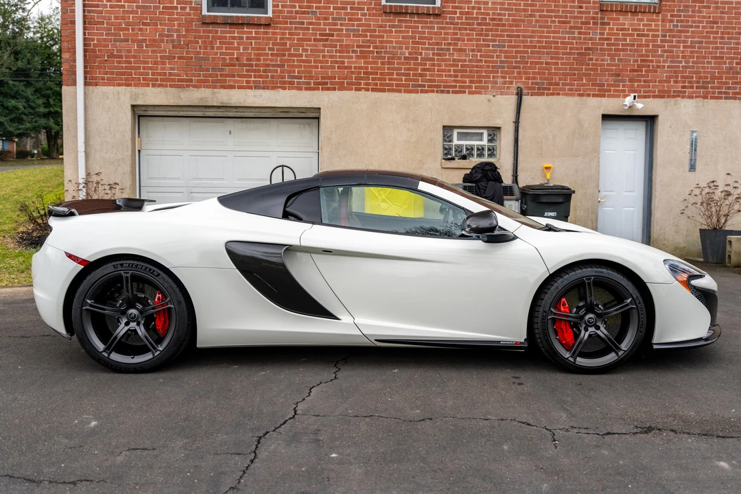 2015 McLaren 650S Spider - Image 14 of 31