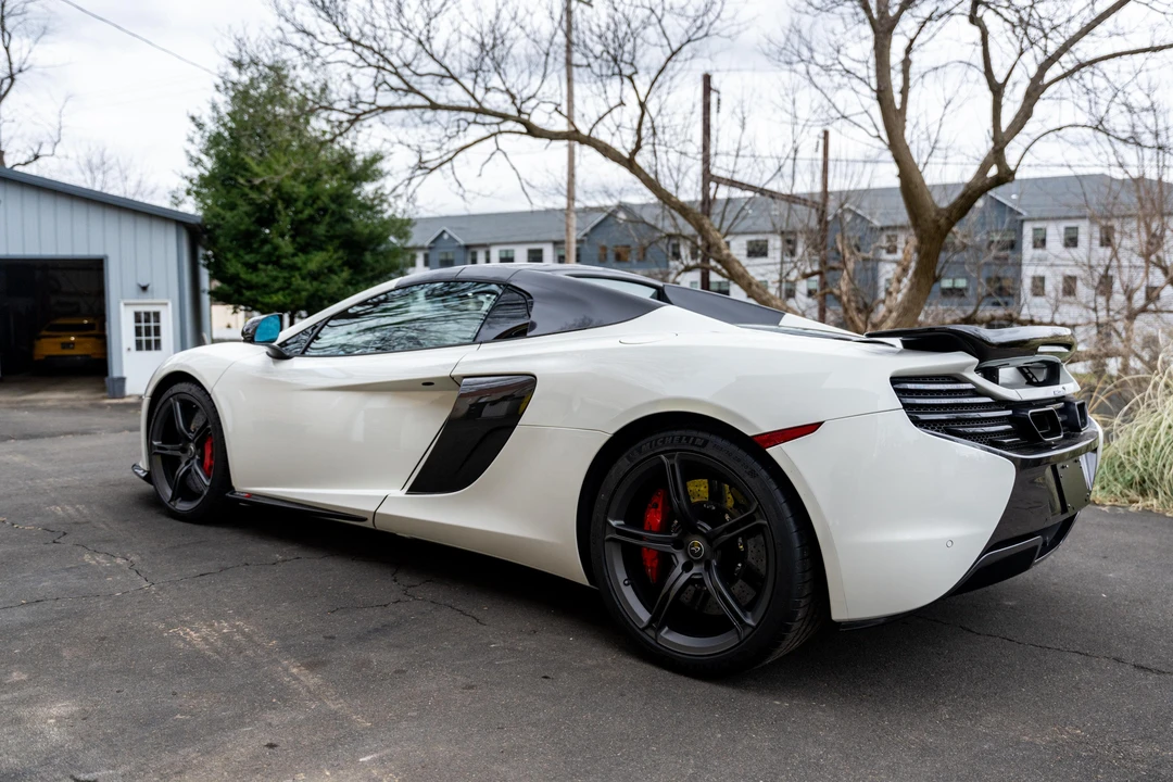 2015 McLaren 650S Spider - Image 13 of 31
