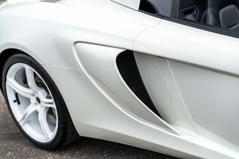 2015 McLaren 650S Spider - Image 21 of 31