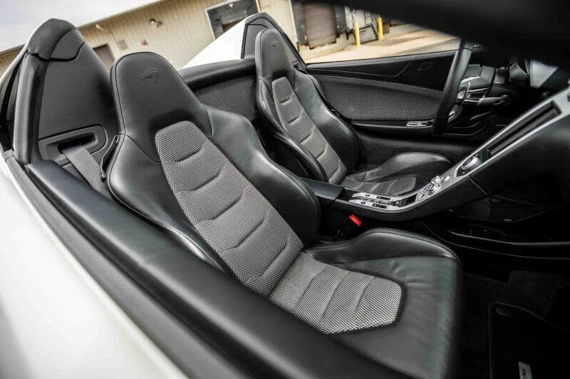 2015 McLaren 650S Spider - Image 30 of 31