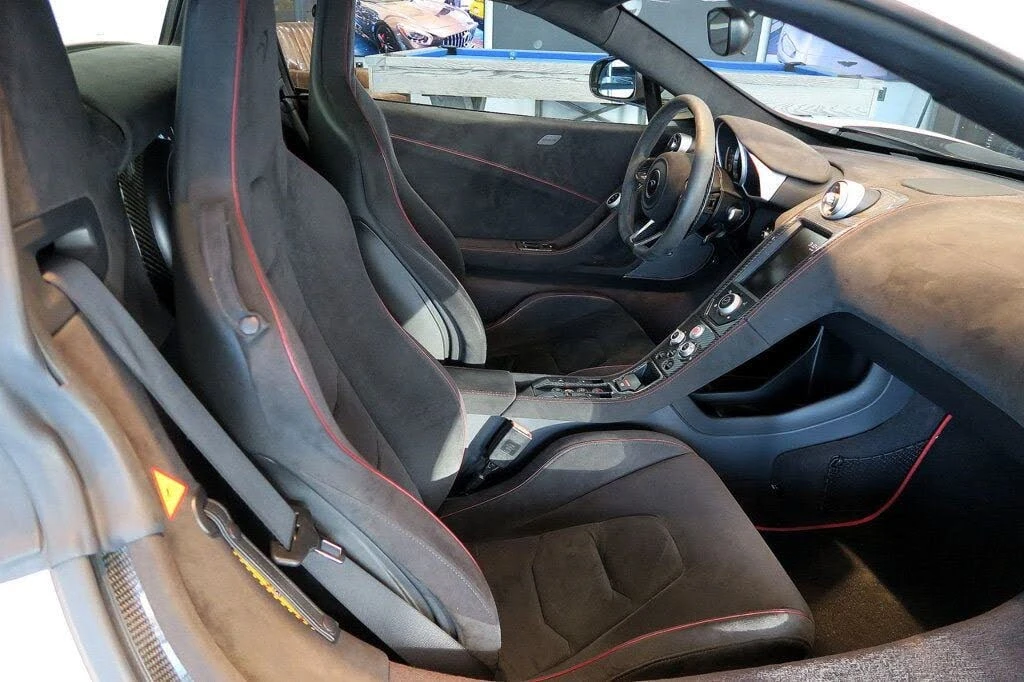 2015 McLaren 650S Spider - Image 24 of 31
