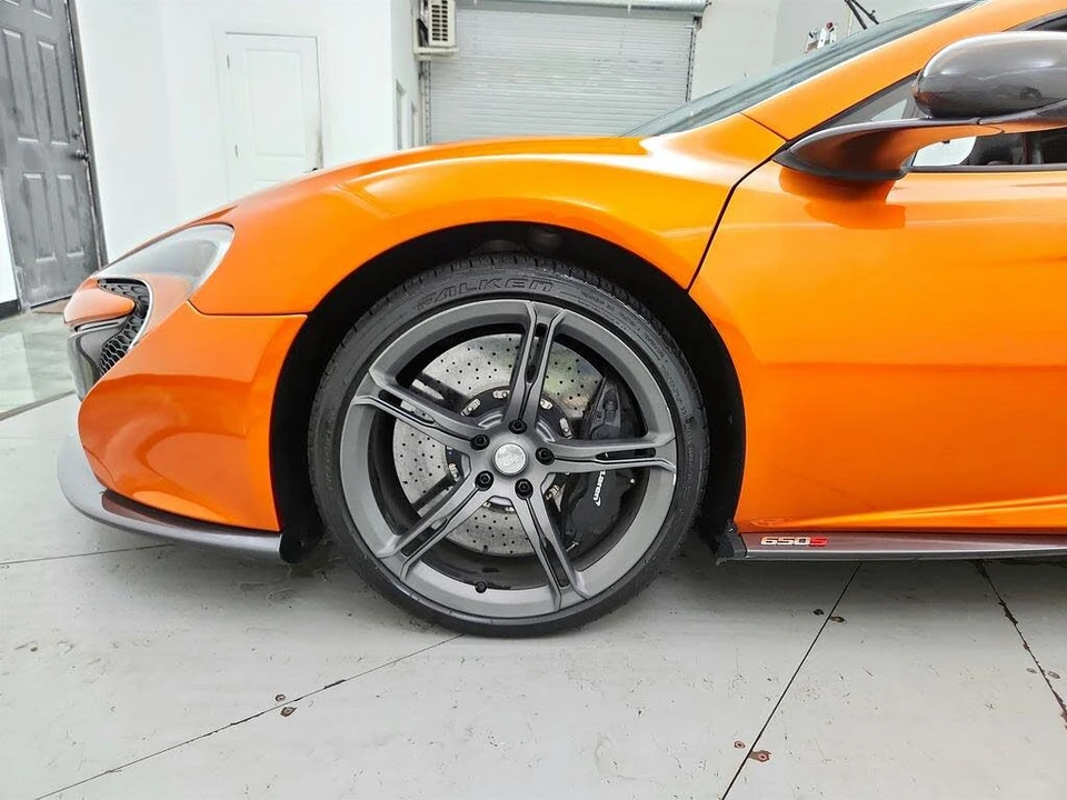 2015 McLaren 650S Spider - Image 26 of 31