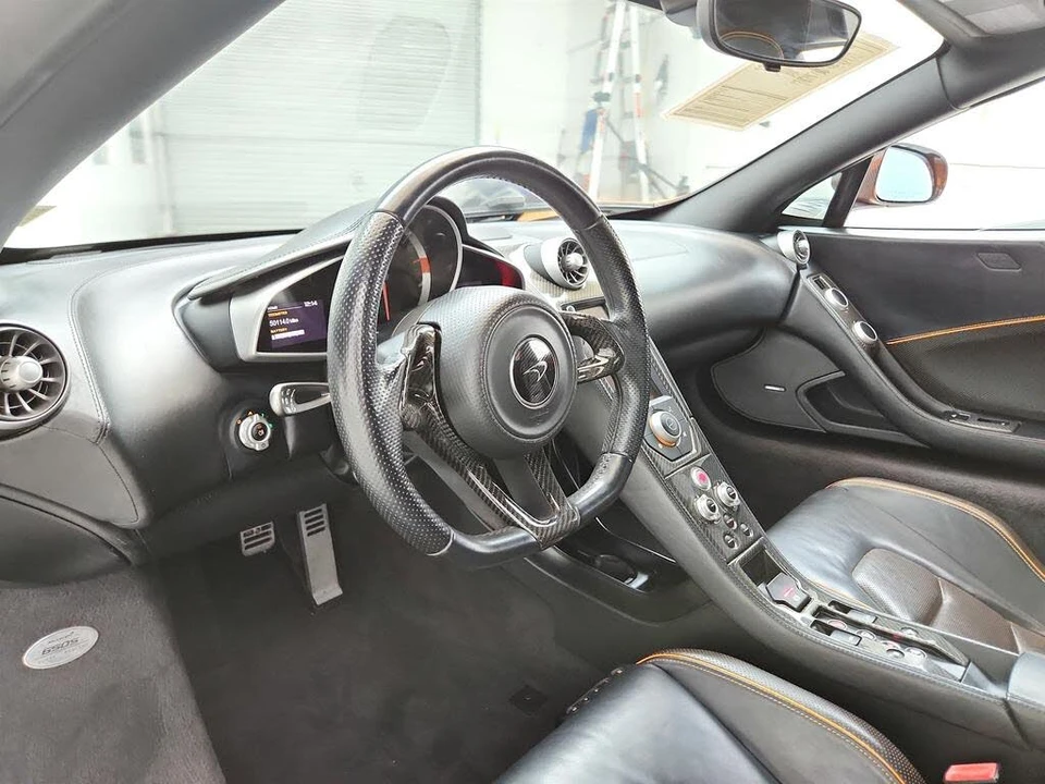 2015 McLaren 650S Spider - Image 13 of 31