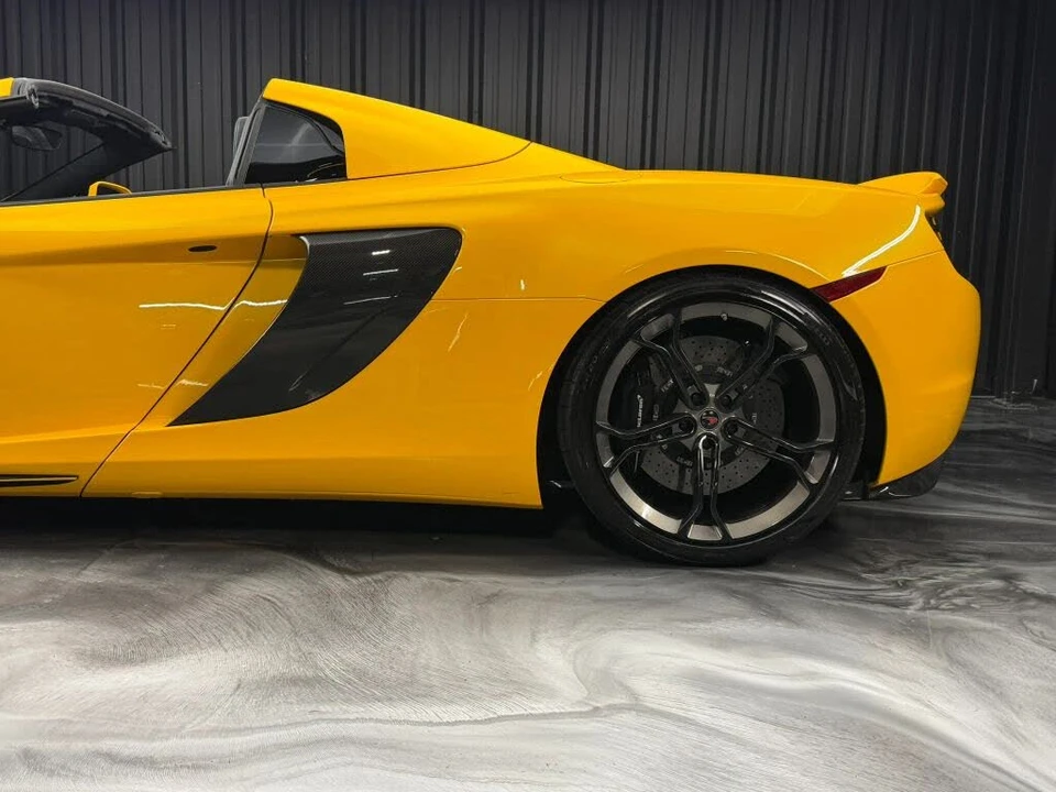 2015 McLaren 650S Spider - Image 13 of 31