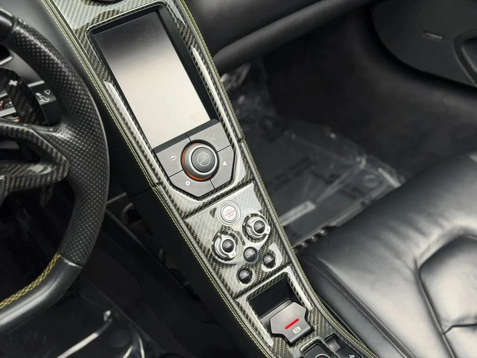 2015 McLaren 650S Spider - Image 28 of 31