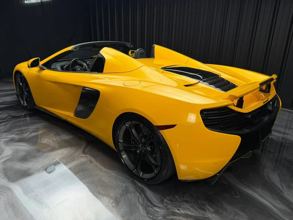 2015 McLaren 650S Spider - Image 16 of 31
