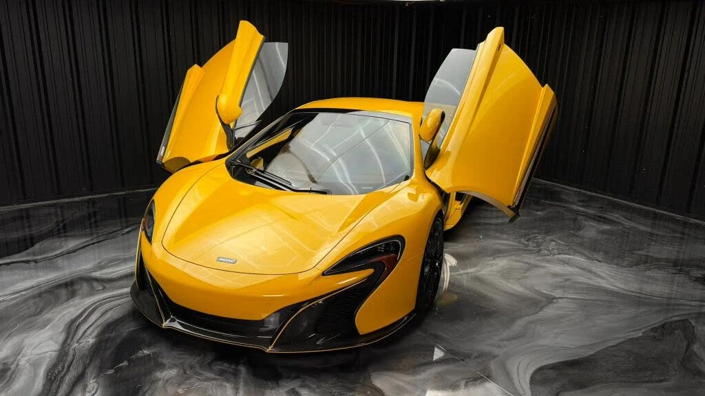 2015 McLaren 650S Spider - Image 2 of 31