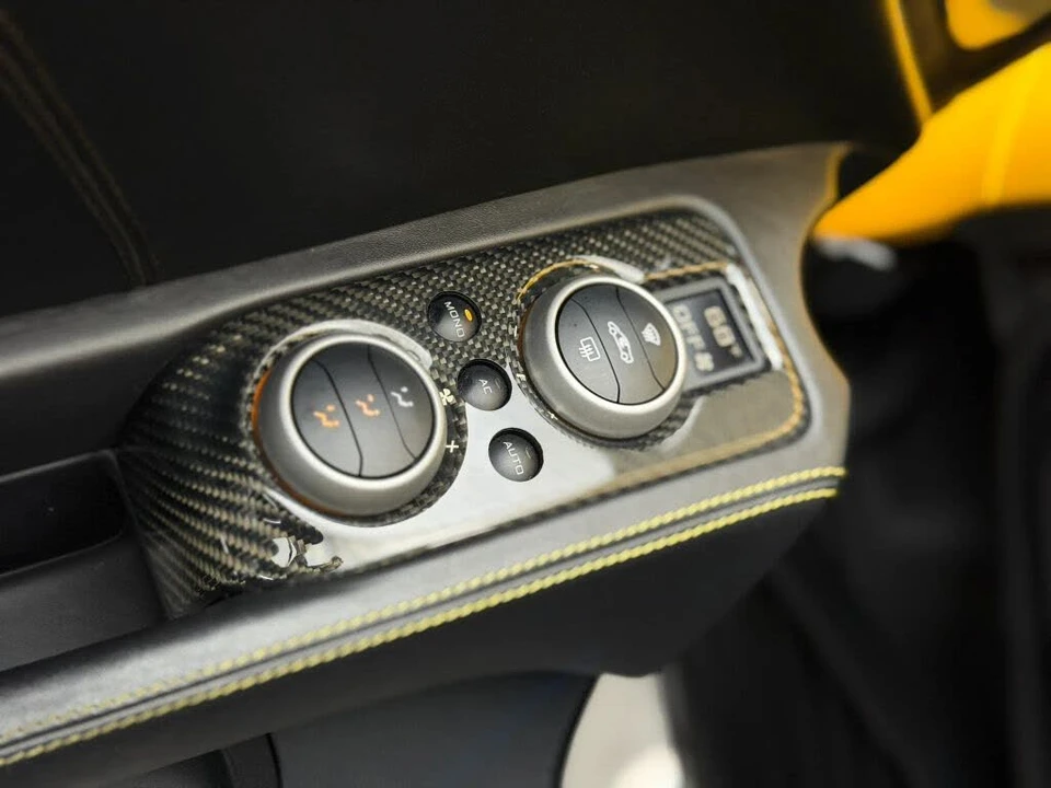 2015 McLaren 650S Spider - Image 30 of 31