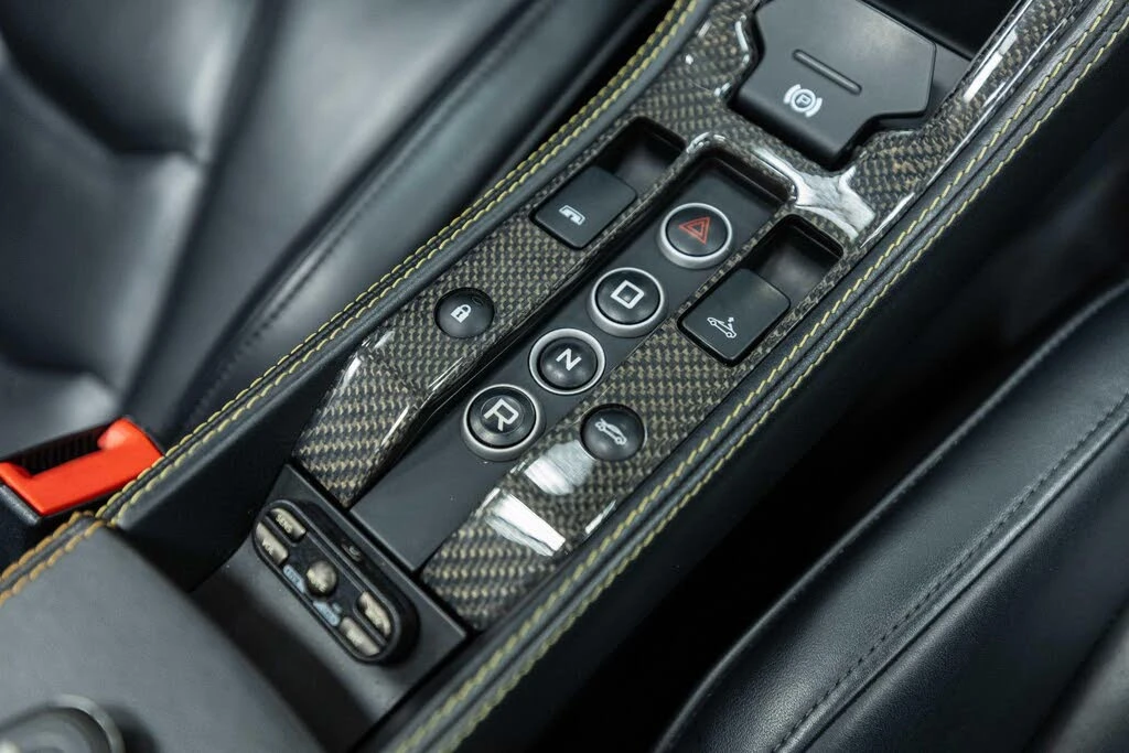2015 McLaren 650S Spider - Image 14 of 17