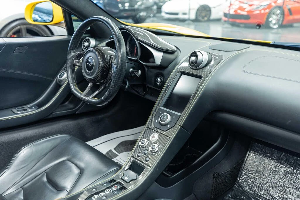 2015 McLaren 650S Spider - Image 13 of 17