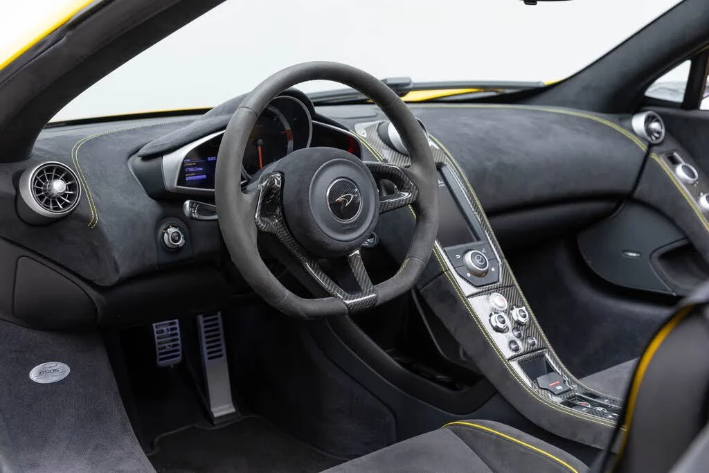 2015 McLaren 650S Spider - Image 2 of 31