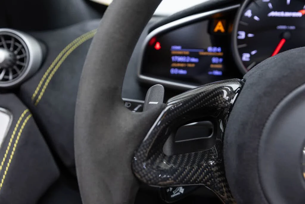 2015 McLaren 650S Spider - Image 30 of 31