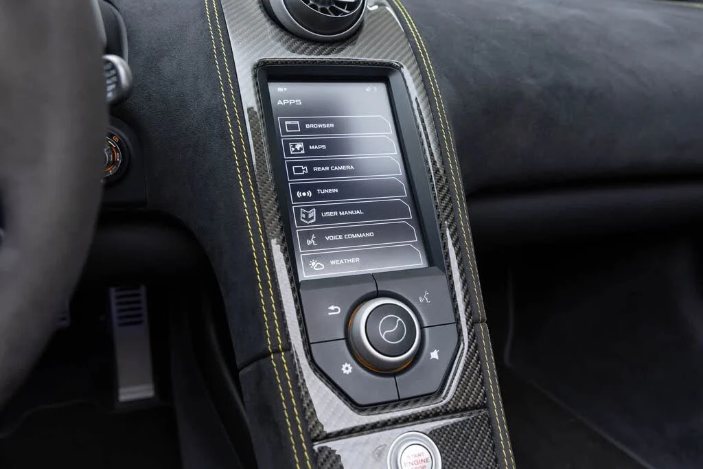 2015 McLaren 650S Spider - Image 16 of 31
