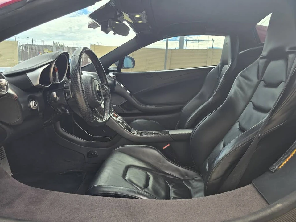 2015 McLaren 650S Spider - Image 8 of 19