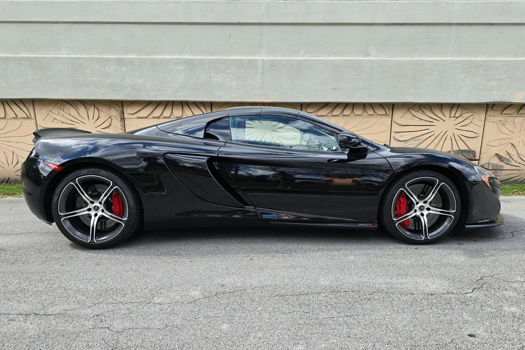 2015 McLaren 650S Spider - Image 3 of 31