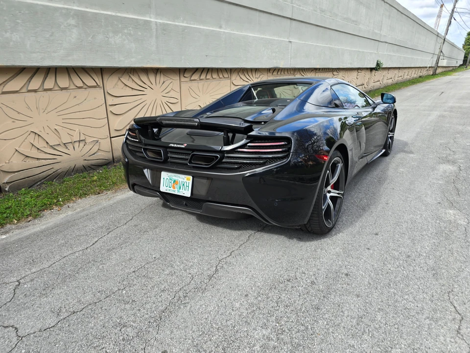 2015 McLaren 650S Spider - Image 19 of 31