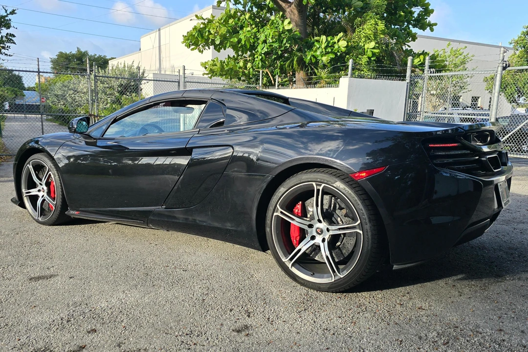 2015 McLaren 650S Spider - Image 4 of 31