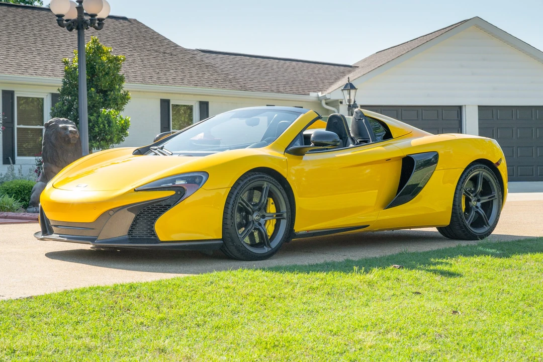 2015 McLaren 650S Spider - Image 2 of 31