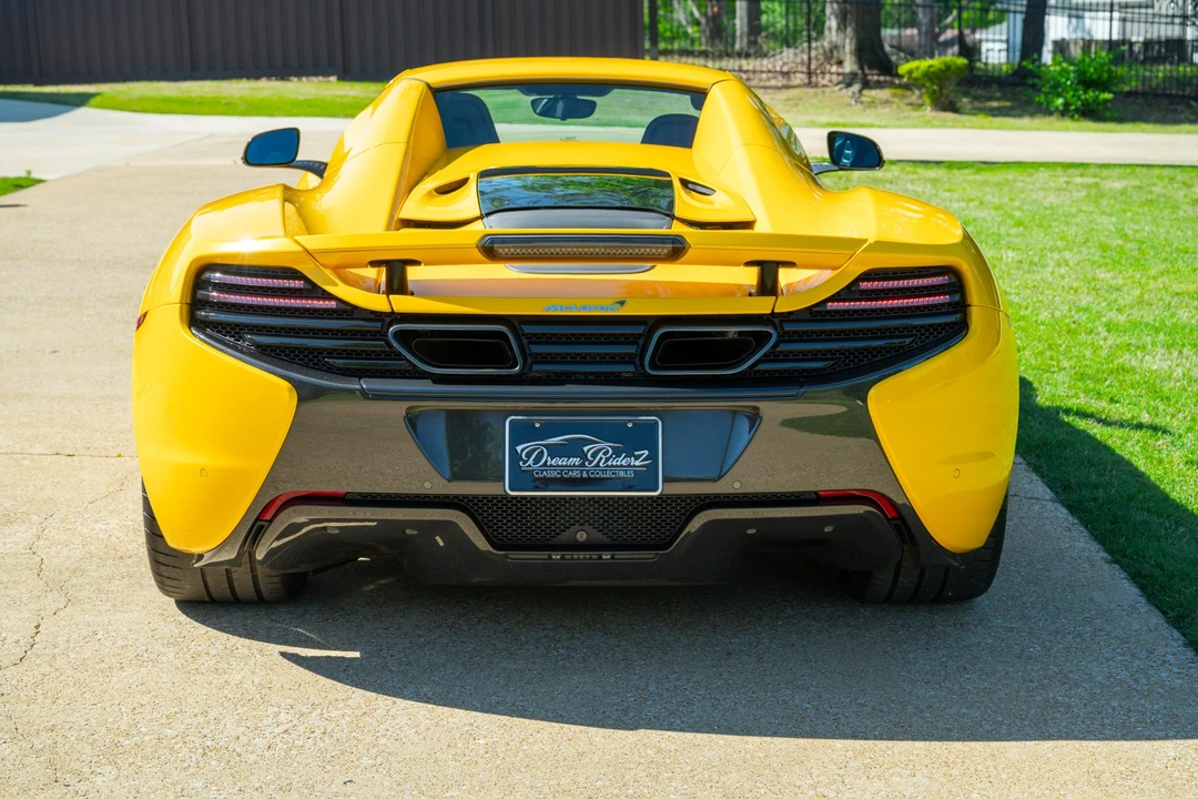 2015 McLaren 650S Spider - Image 11 of 31