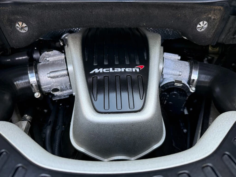 2015 McLaren 650S Spider - Image 24 of 31