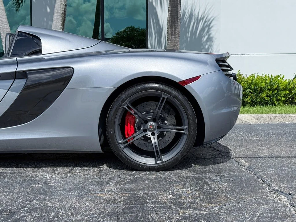 2015 McLaren 650S Spider - Image 10 of 31