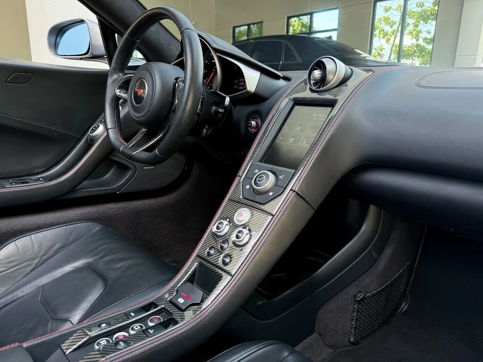 2015 McLaren 650S Spider - Image 30 of 31