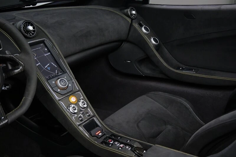 2015 McLaren 650S Spider - Image 16 of 21