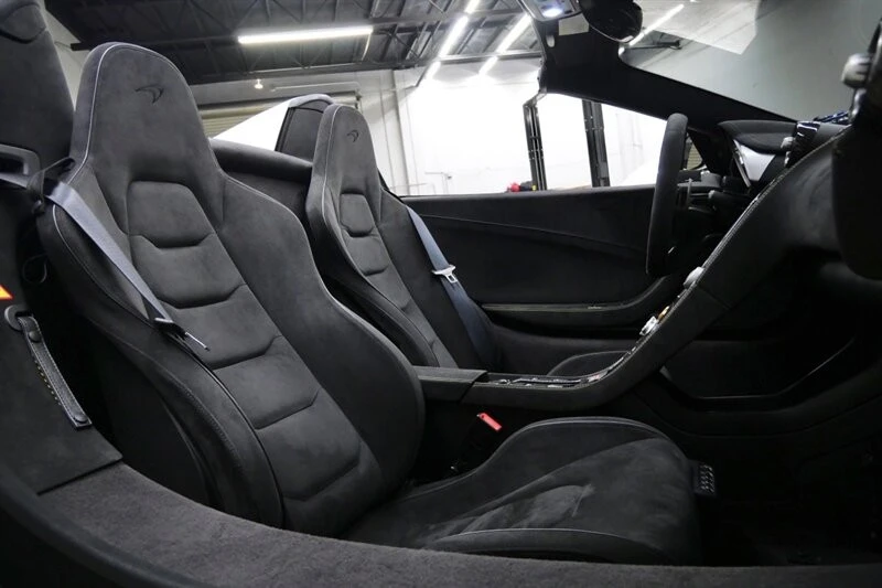 2015 McLaren 650S Spider - Image 7 of 21