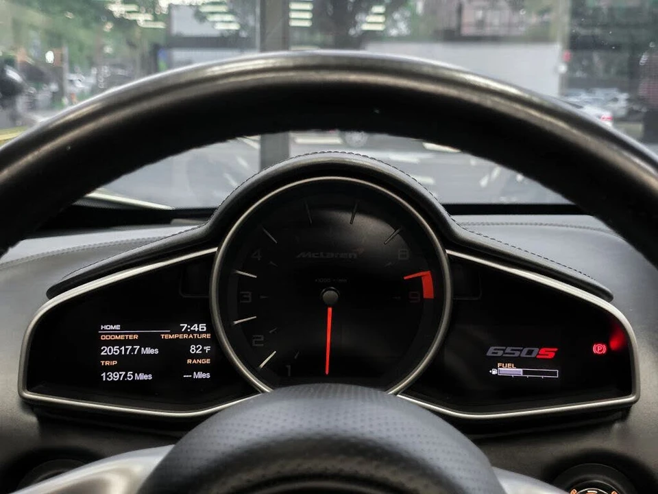 2015 McLaren 650S Spider - Image 27 of 31