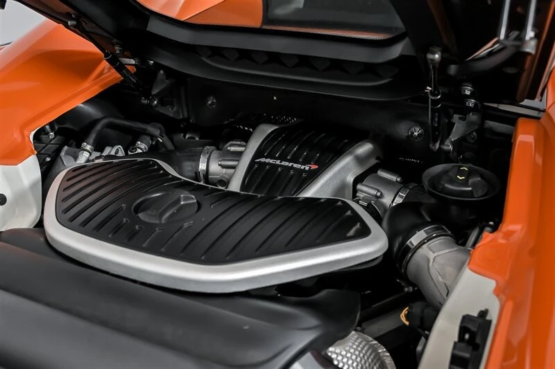 2015 McLaren 650S Spider - Image 17 of 21