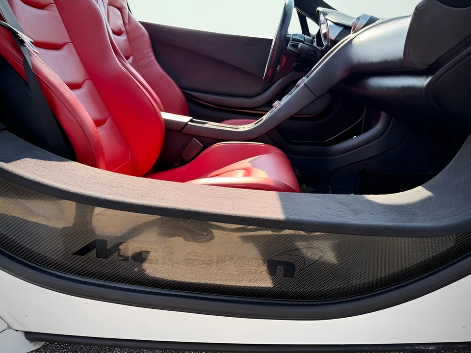 2015 McLaren 650S Spider - Image 27 of 31