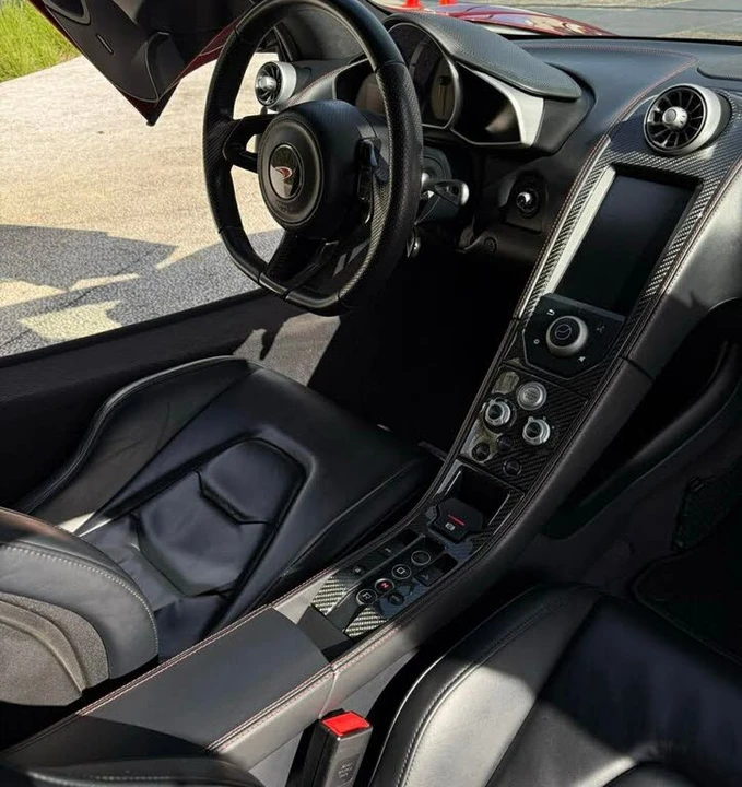 2015 McLaren 650S Spider - Image 28 of 31