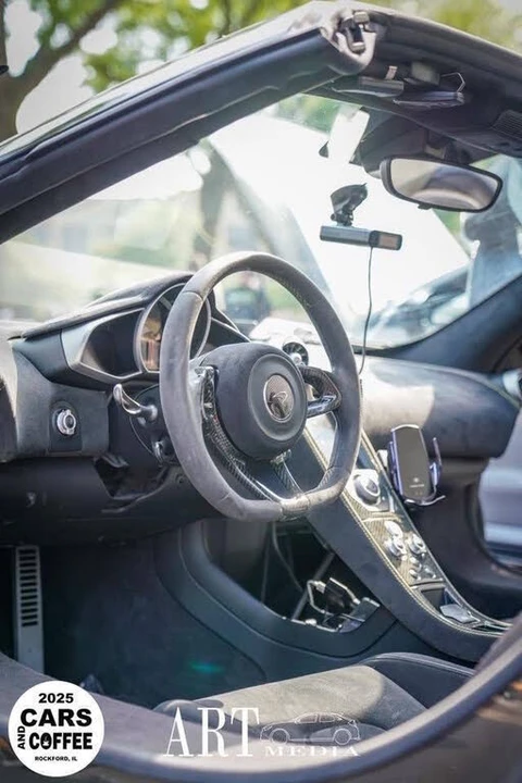 2015 McLaren 650S Spider - Image 13 of 31