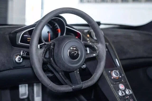 2015 McLaren 650S Spider - Image 30 of 31