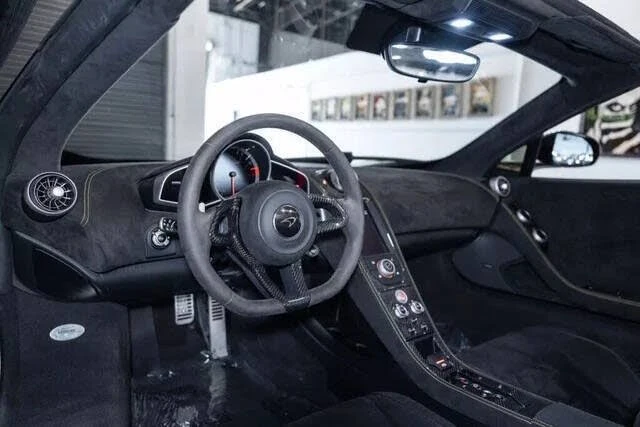 2015 McLaren 650S Spider - Image 29 of 31