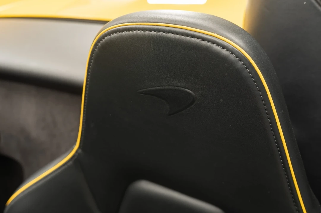 2015 McLaren 650S Spider - Image 16 of 21