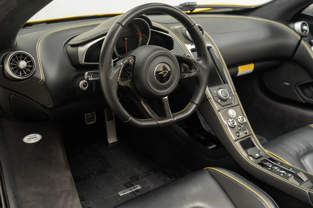 2015 McLaren 650S Spider - Image 13 of 21