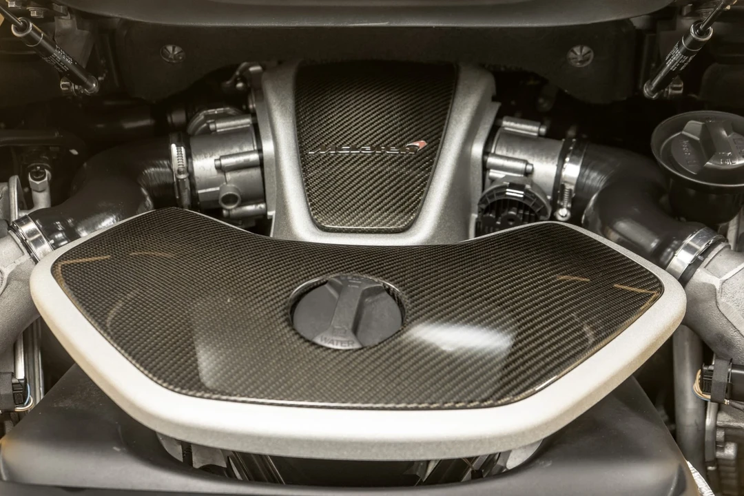 2015 McLaren 650S Spider - Image 12 of 21