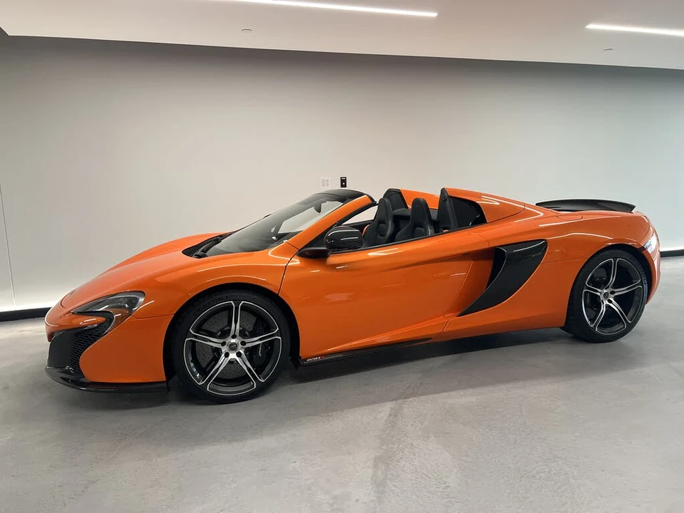 2015 McLaren 650S Spider - Image 17 of 26