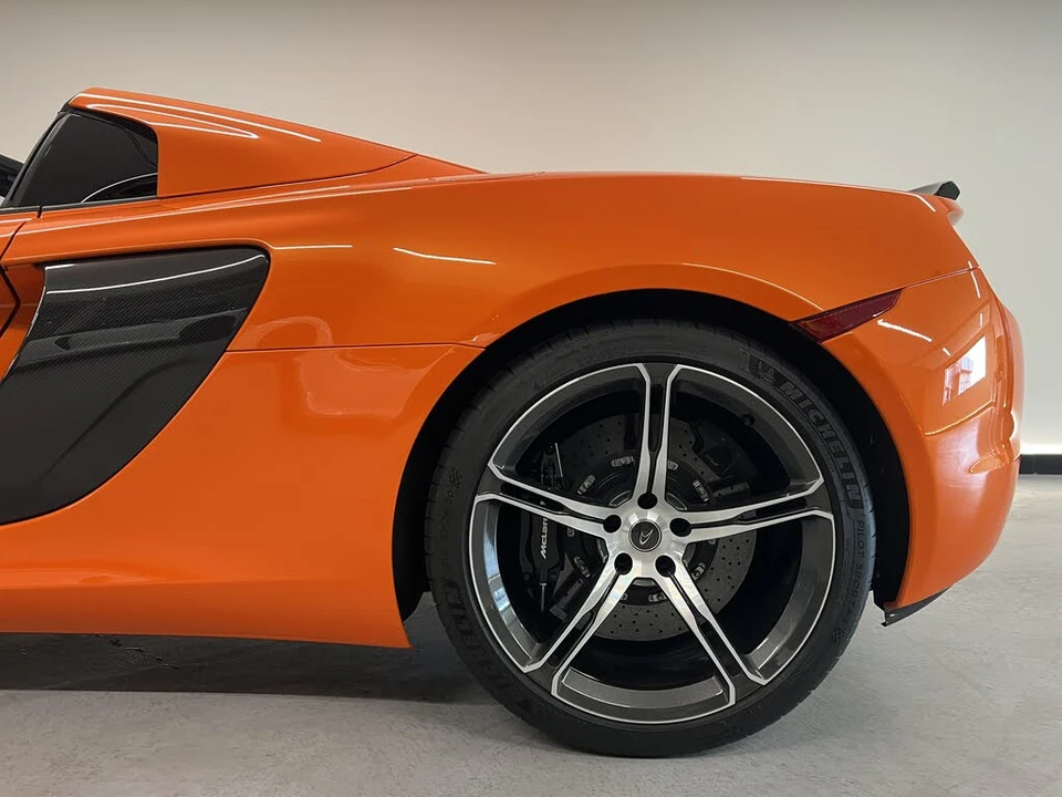 2015 McLaren 650S Spider - Image 22 of 26