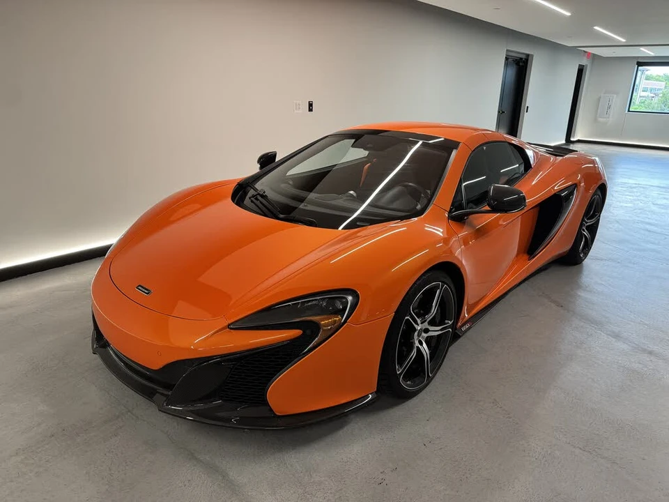 2015 McLaren 650S Spider - Image 2 of 14