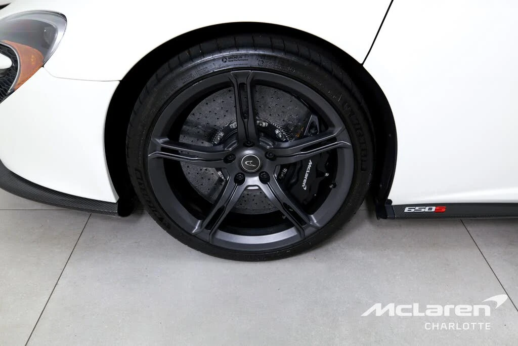 2015 McLaren 650S Spider - Image 26 of 31